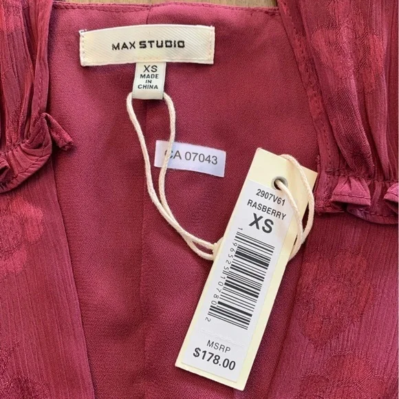 NWT Max Studio Dress Maxi Ruffled Hem Size XS Burgundy Raspberry Color - Picture 15 of 16